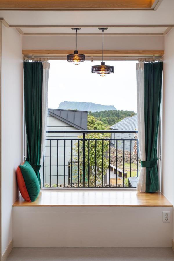 Jeju Abientot Villa Seogwipo Exterior photo